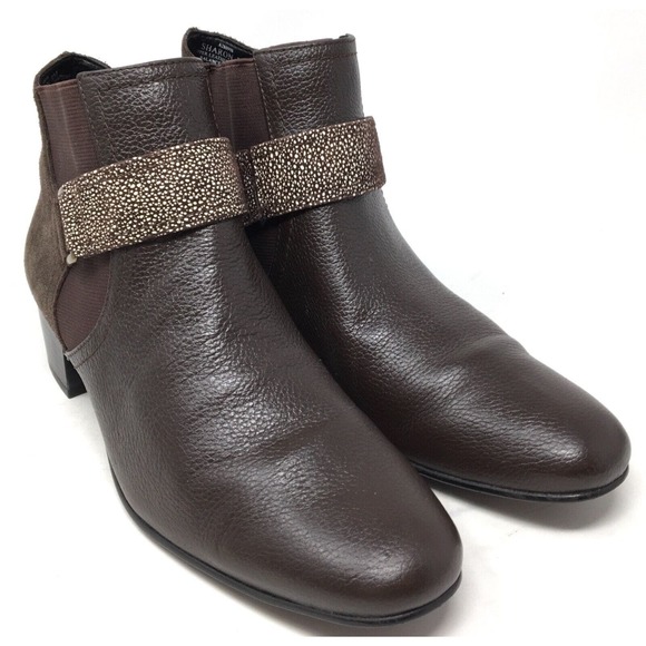 LOGO By Lori Goldstein Sharon Women's Size 8M Brown Chelsea Strap Ankle Boots - Picture 2 of 7